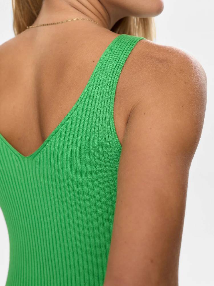 NUCERYS CROPPED TOP