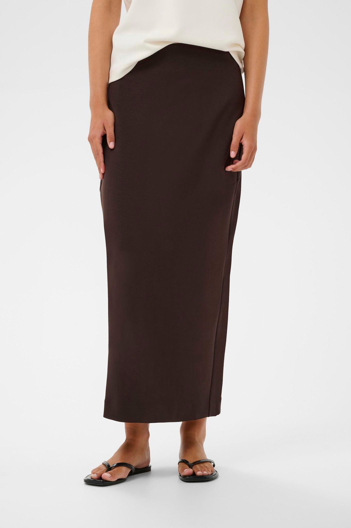 Aidaiw Skirt