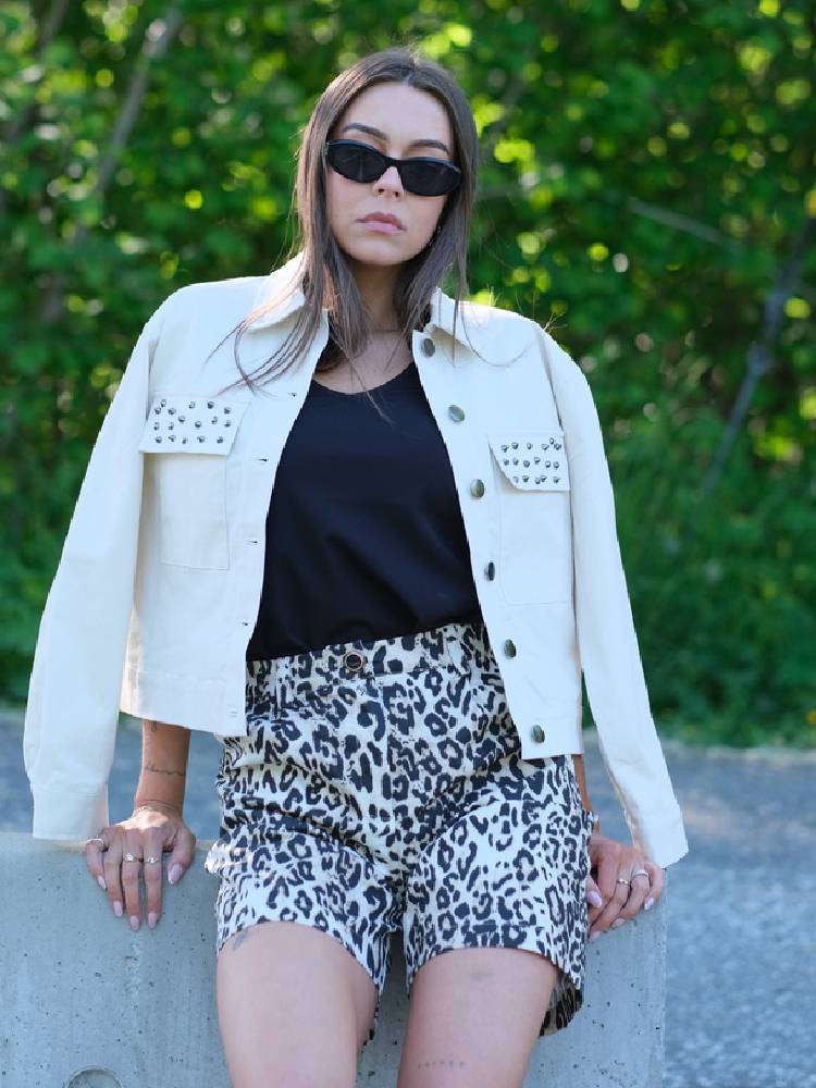 7484 Asmita jacket