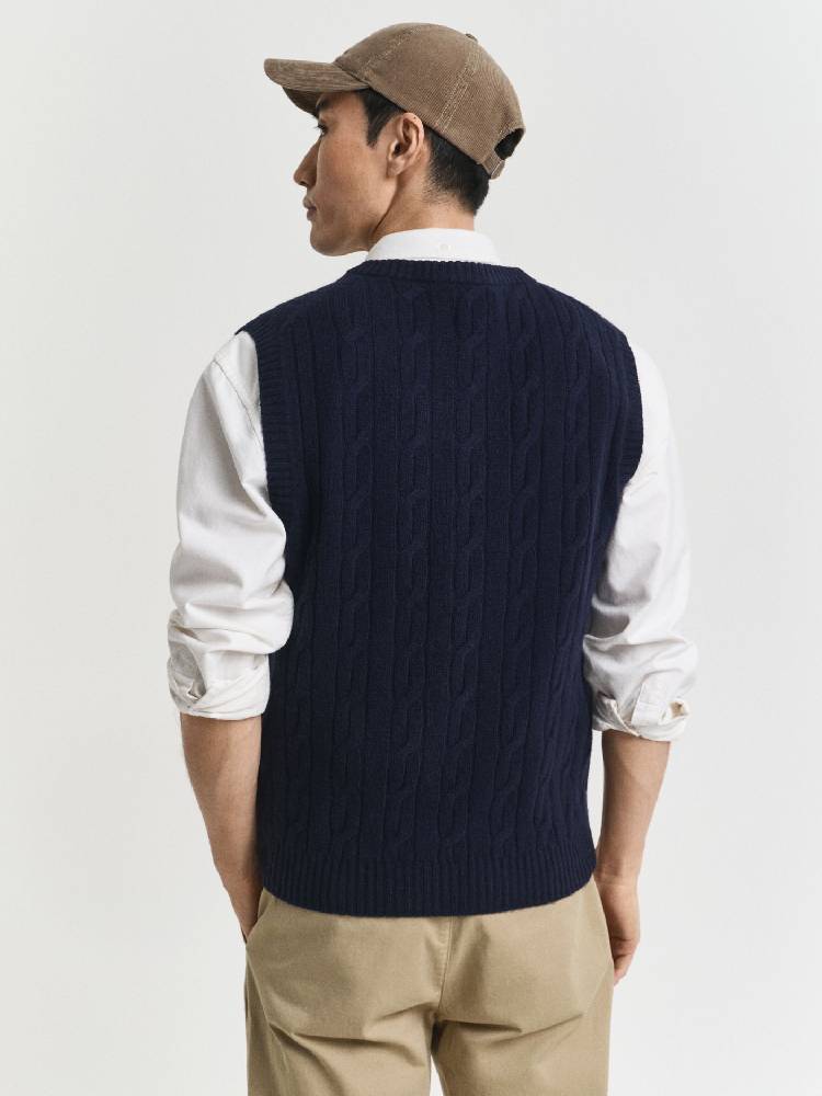LAMBSWOOL CABLE VEST