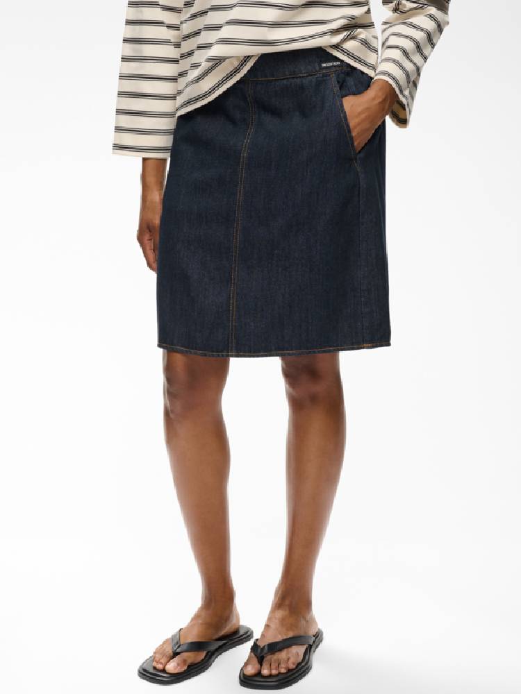 Glenniw Skirt
