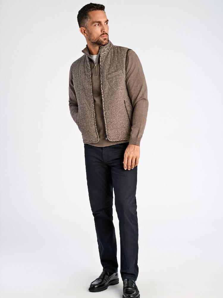 Light padded zip through vest