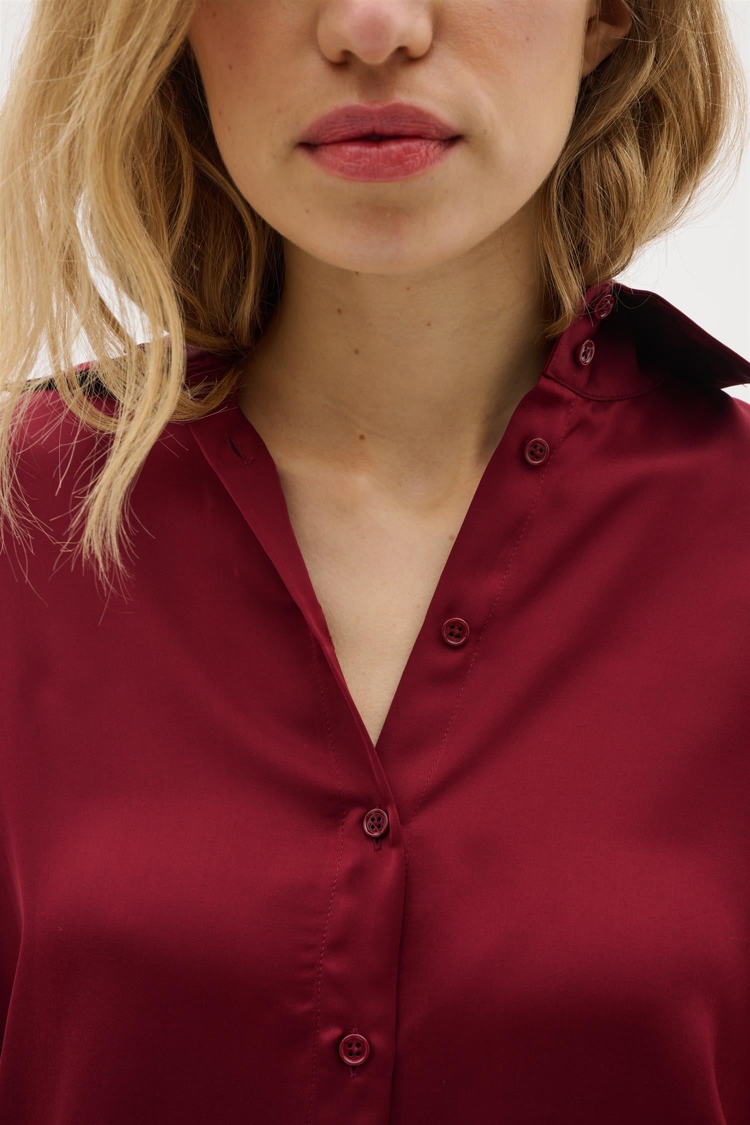 Paulineiw Shirt