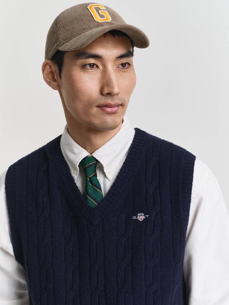 LAMBSWOOL CABLE VEST
