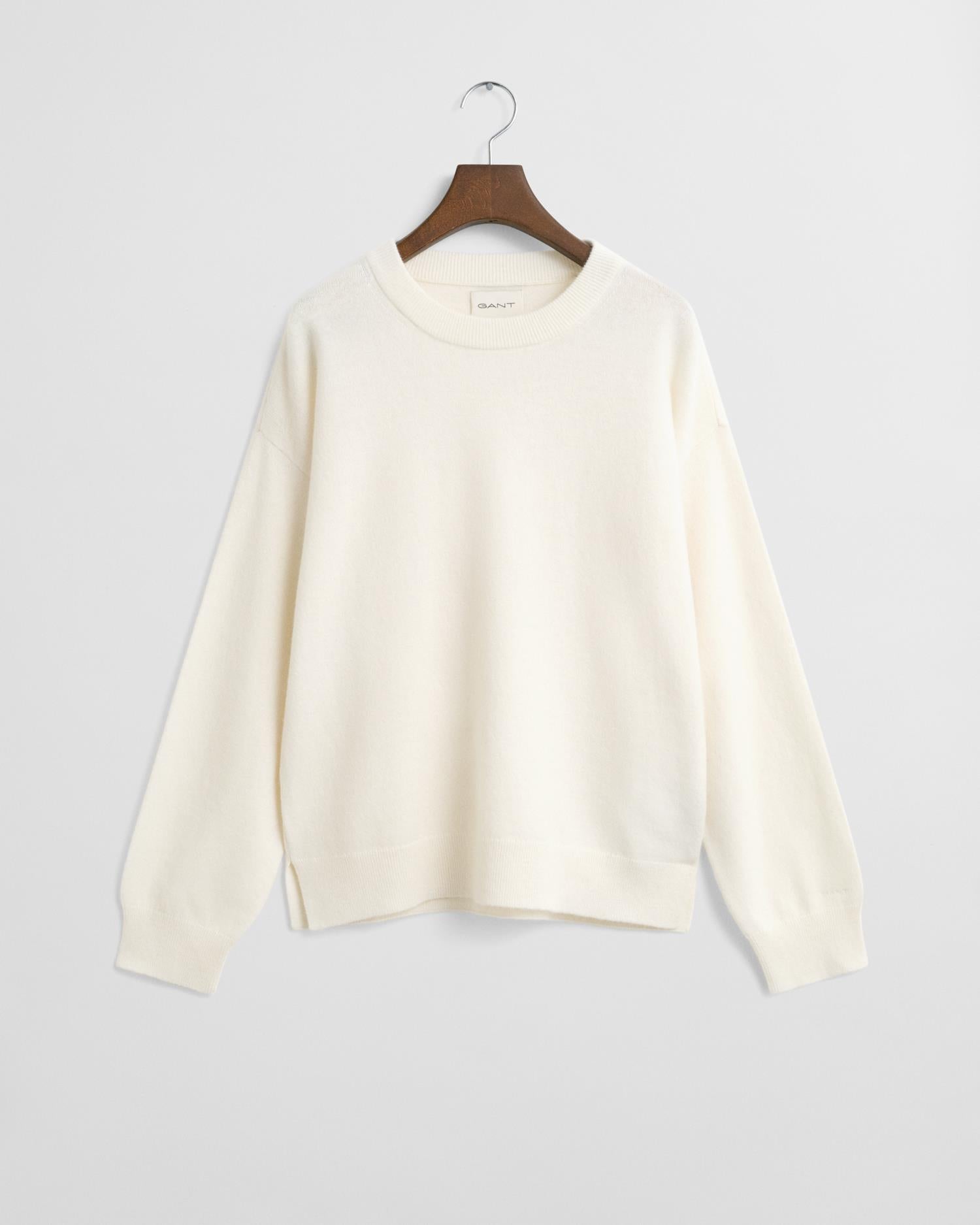 SUPERFINE LAMBSWOOL C-NECK