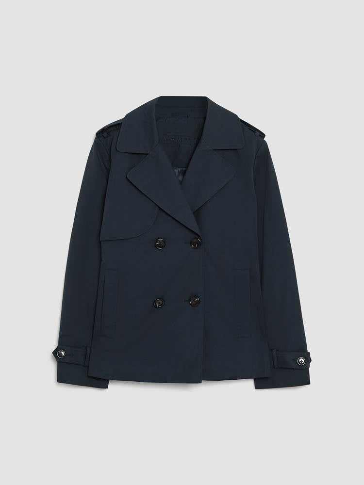 Mila Kort Trench