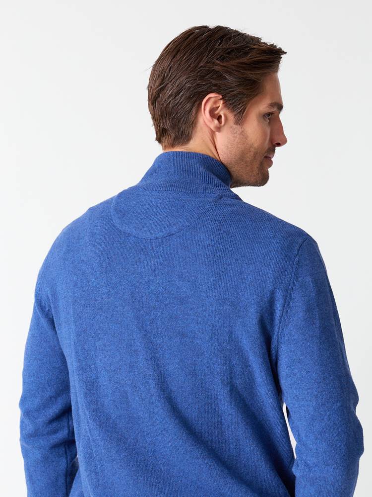 Lucien zipneck