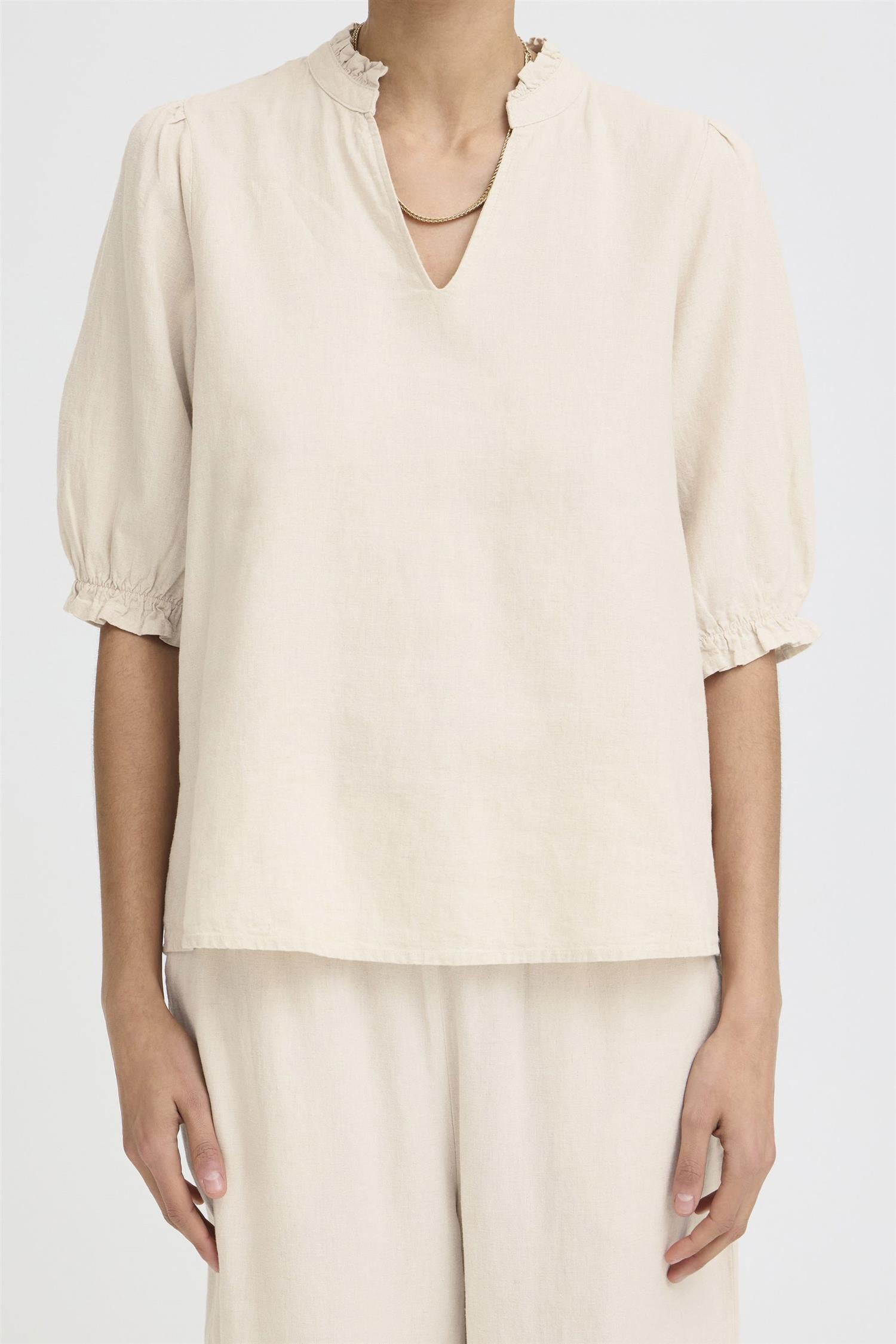 Byfalakka Puff Blouse