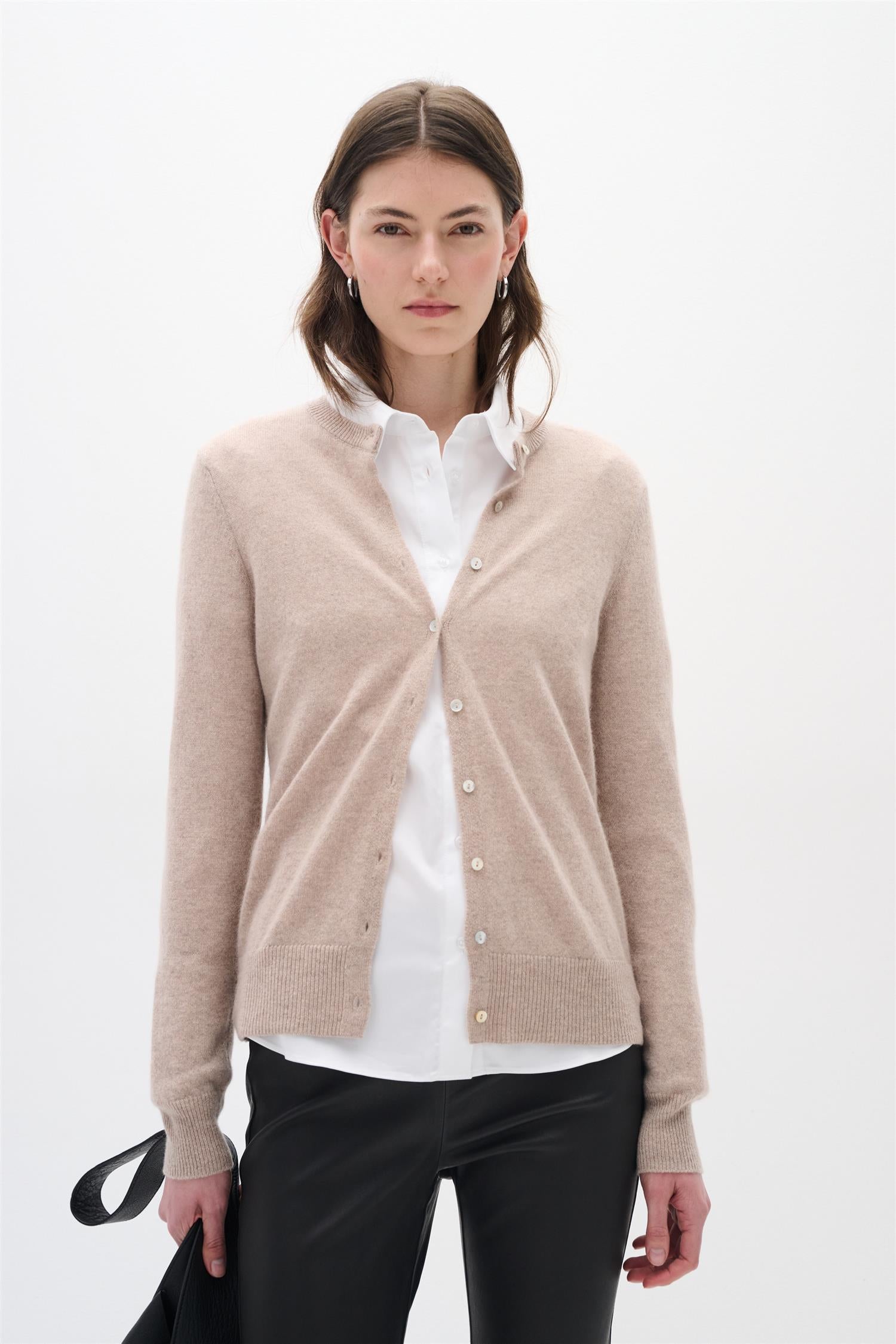 Lukkaiw Cardigan