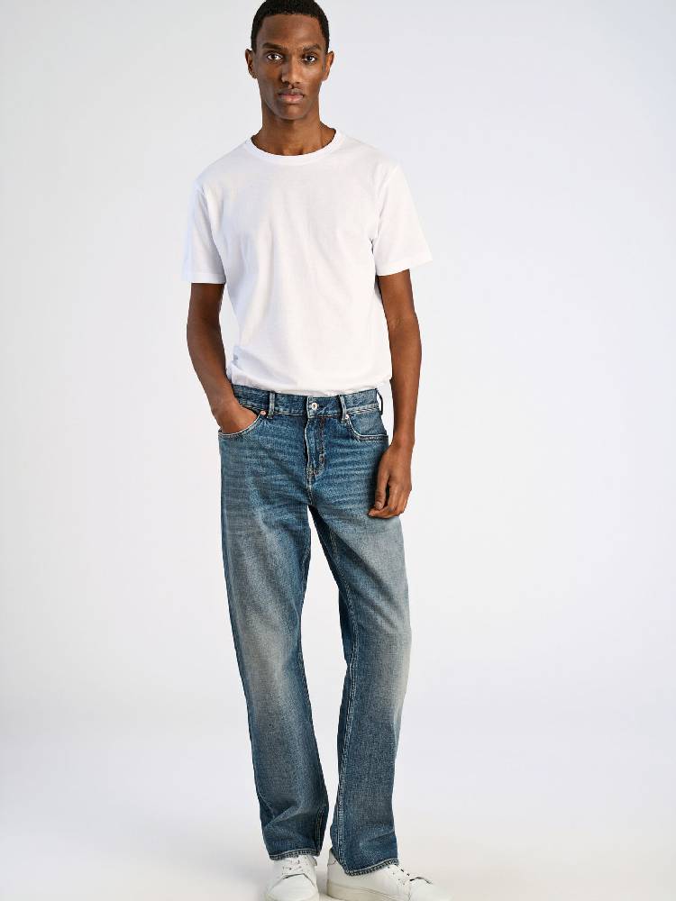 Heavy wash loose fit jeans