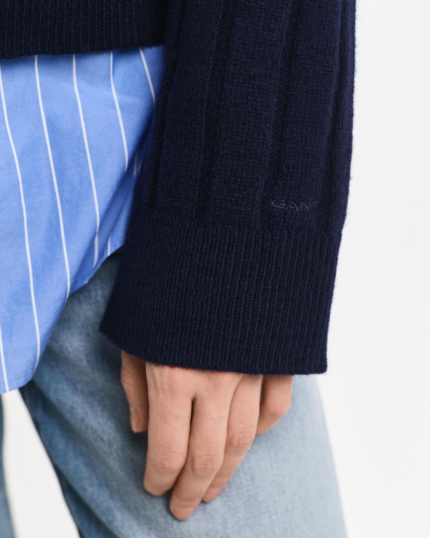 WIDE RIBBED WOOL V-NECK