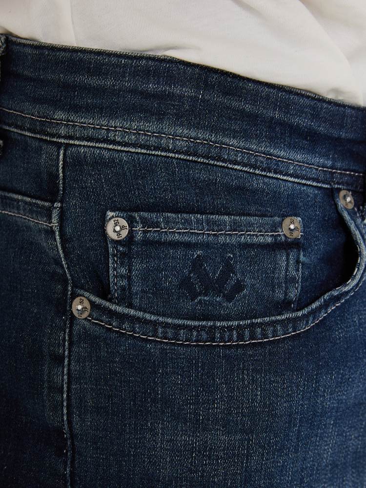 Pierre deep blue stretch