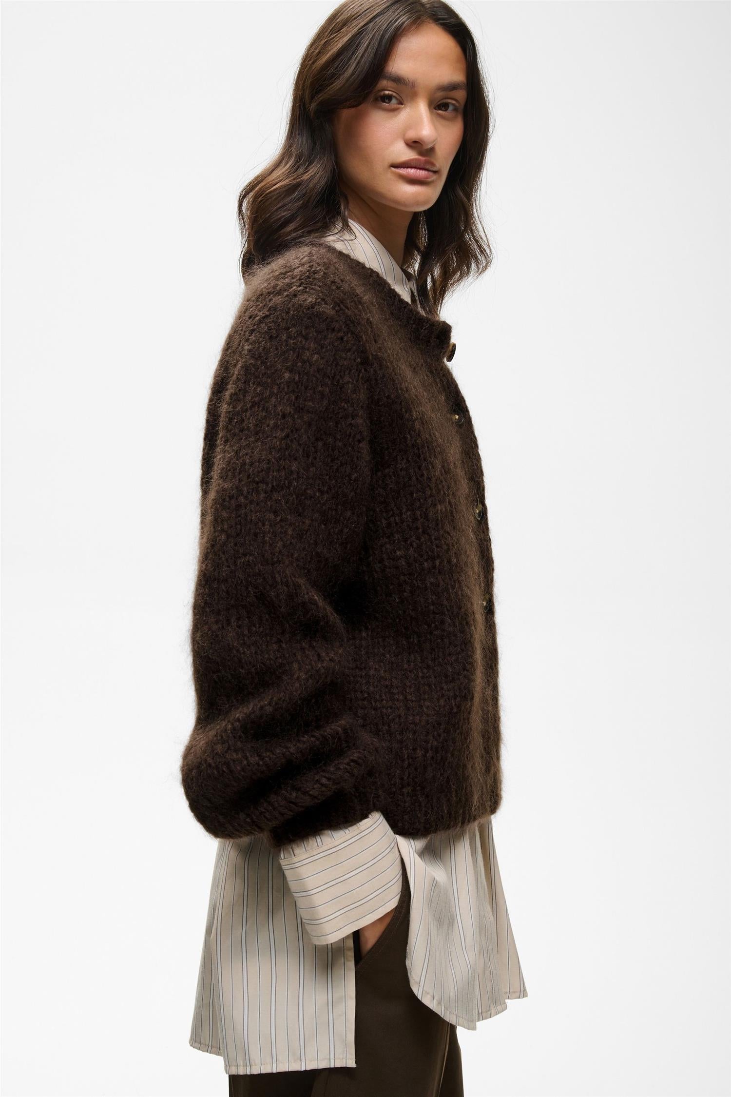 Jetraiw Cardigan