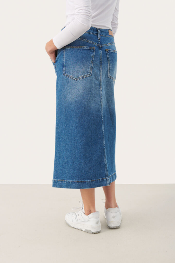 CaliaPW SK