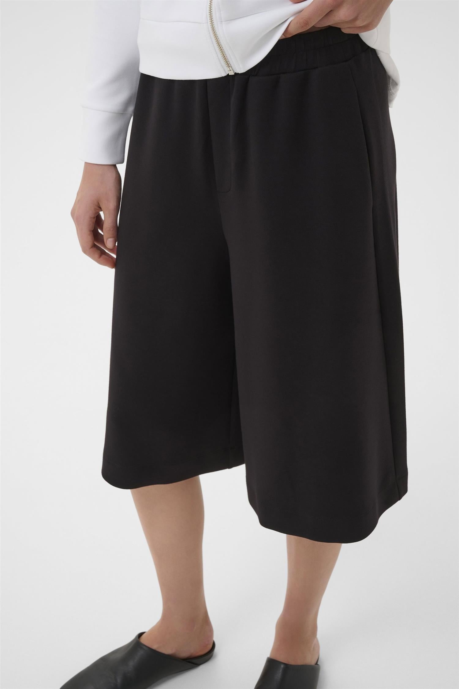 Picueiw Vincentiw Skirt Pant