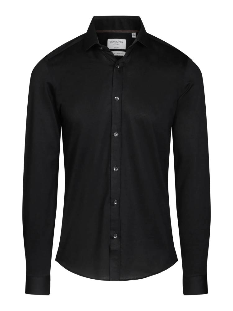 Leo Tailor fit