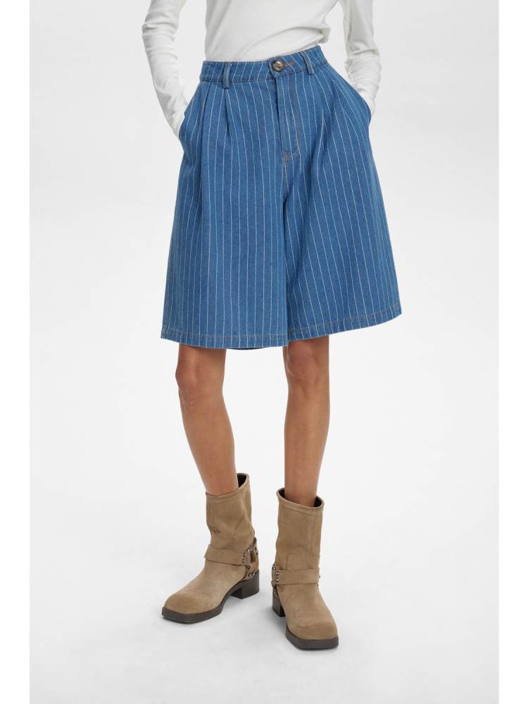 NULUCIE SHORTS