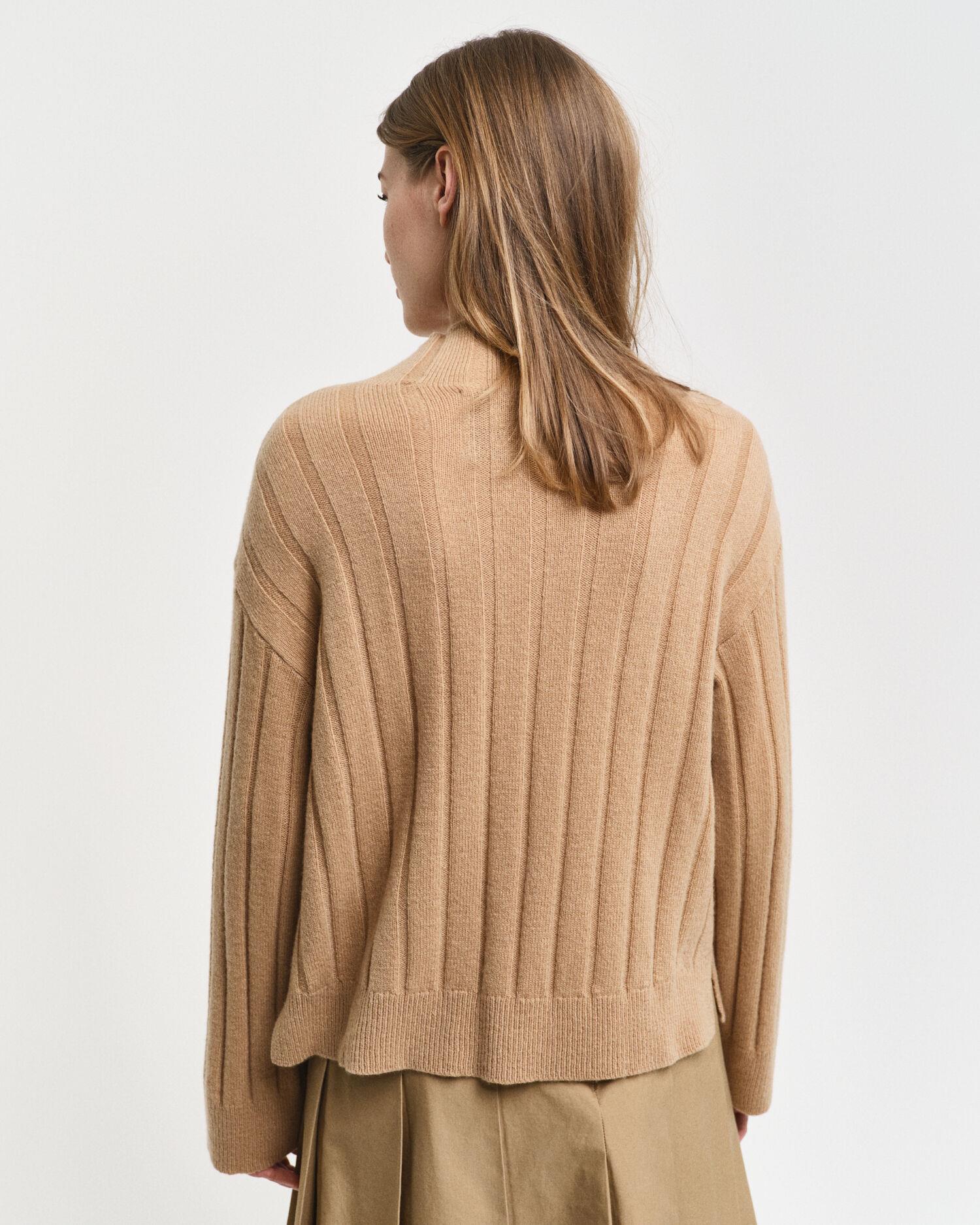 WIDE RIBBED WOOL STAND COLLAR