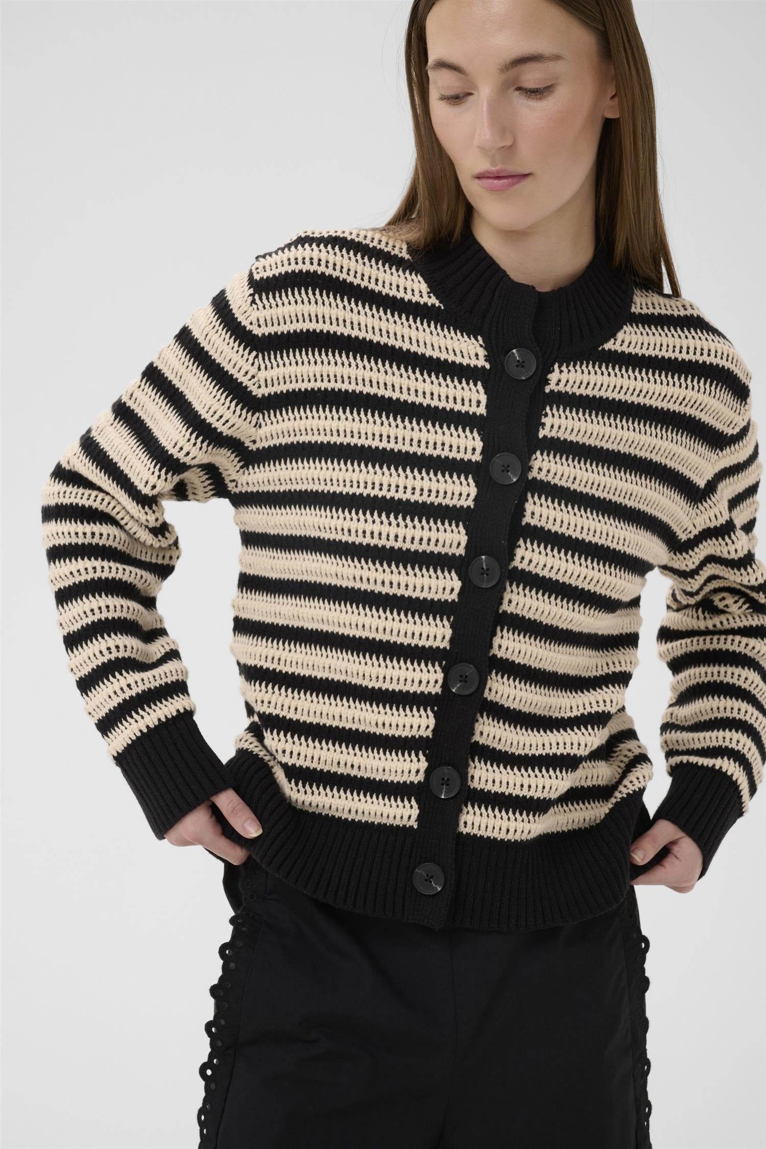 Moskaiw Cardigan