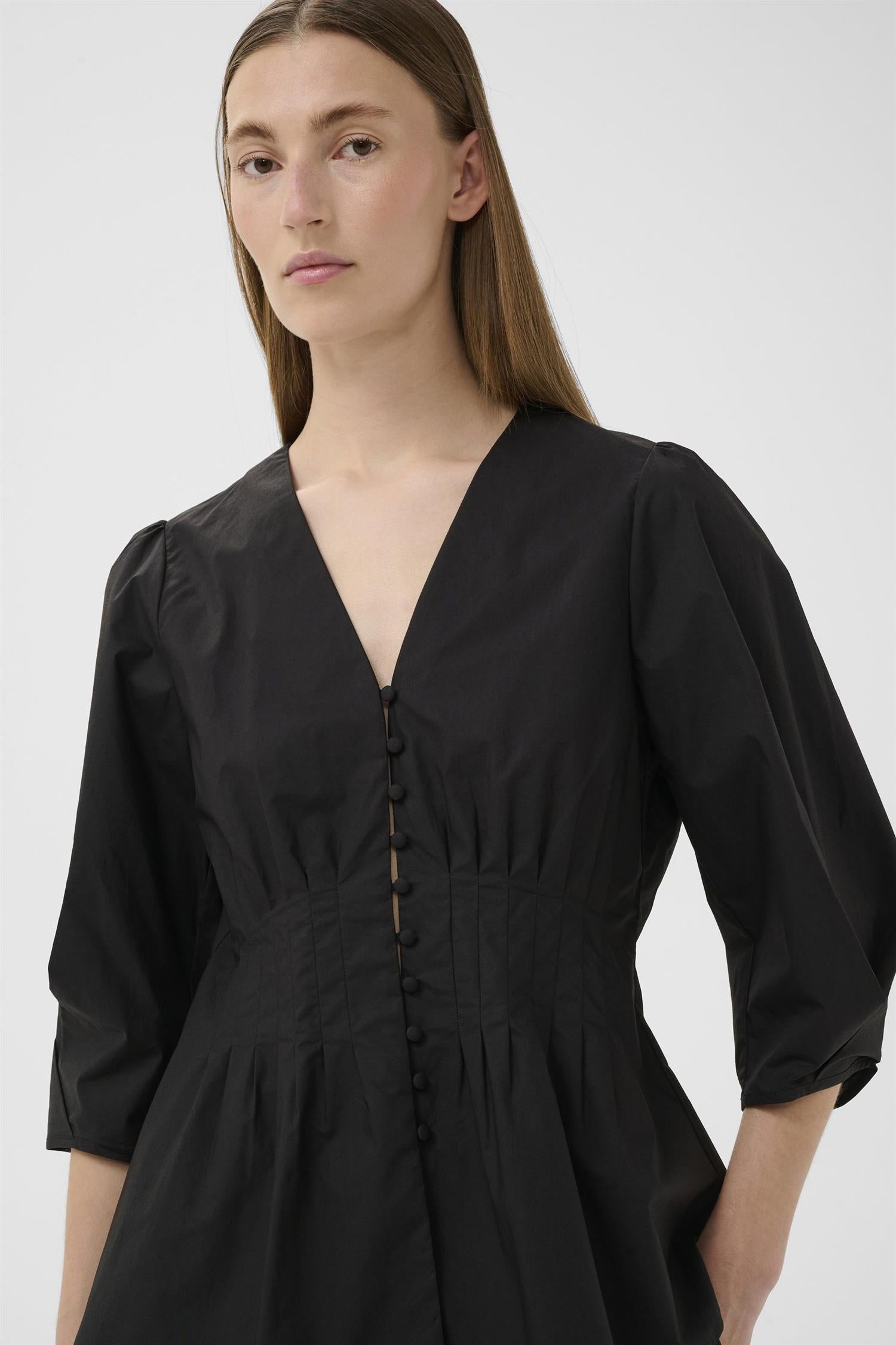 Hazeiw Fitted Blouse