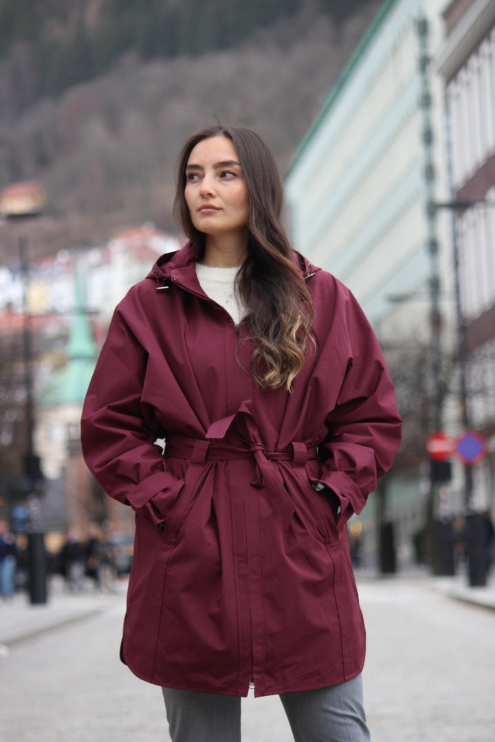 Anna Cape