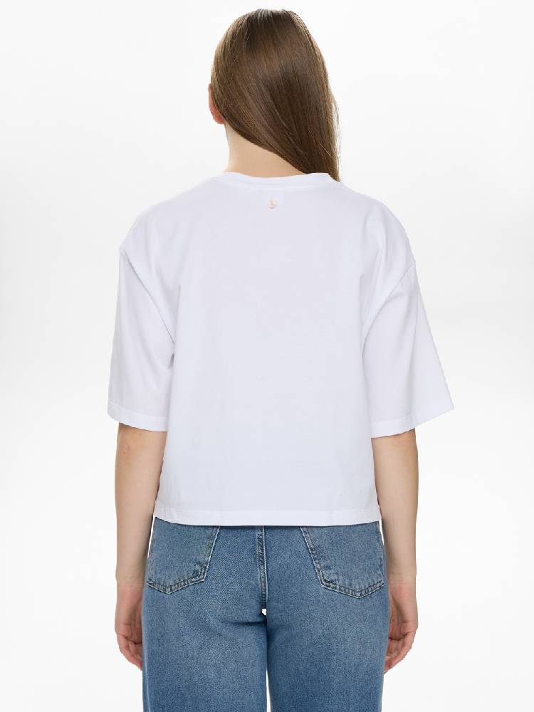 NUFLEURA TEE
