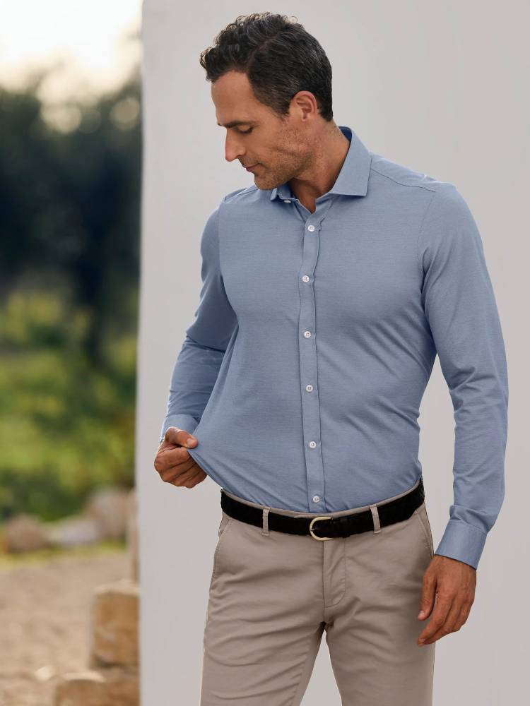 Leo Tailor fit