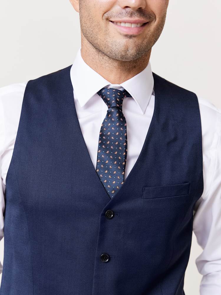 Donato Dario vest