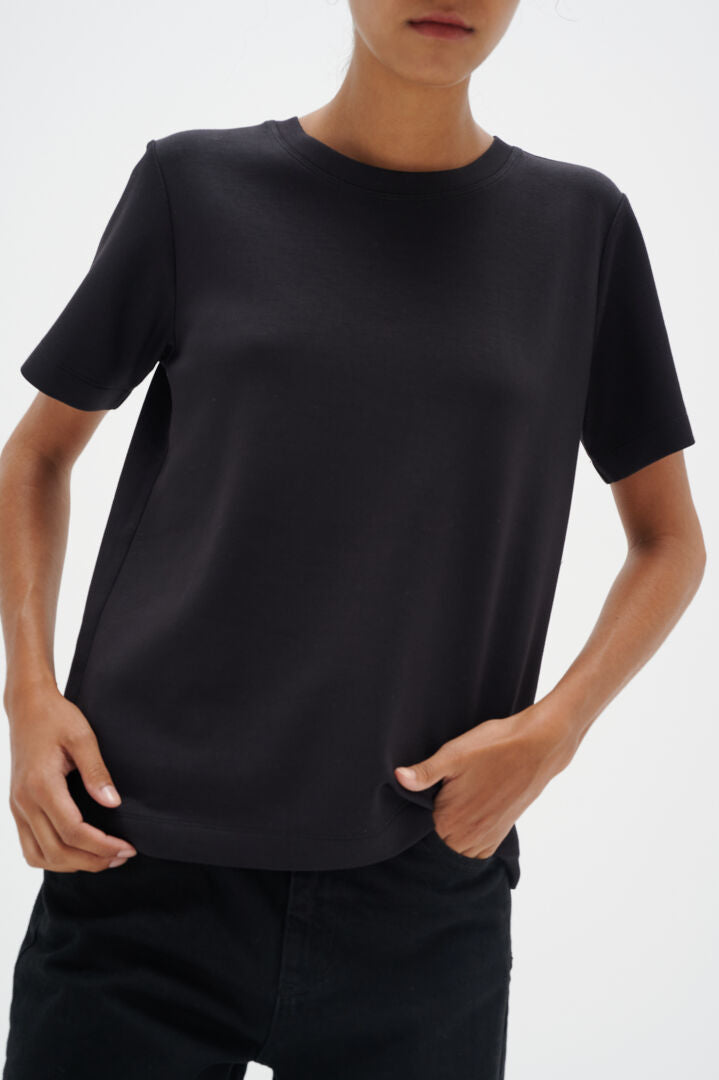 VincentIW Karmen tshirt