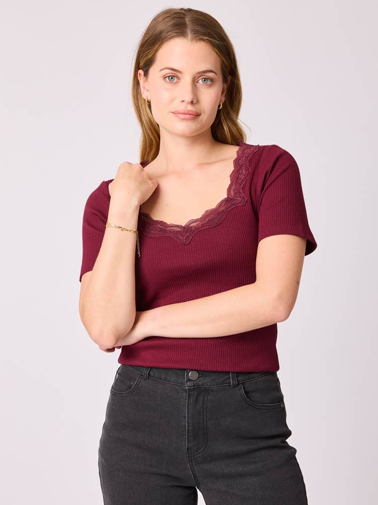 Poppy t-skjorte