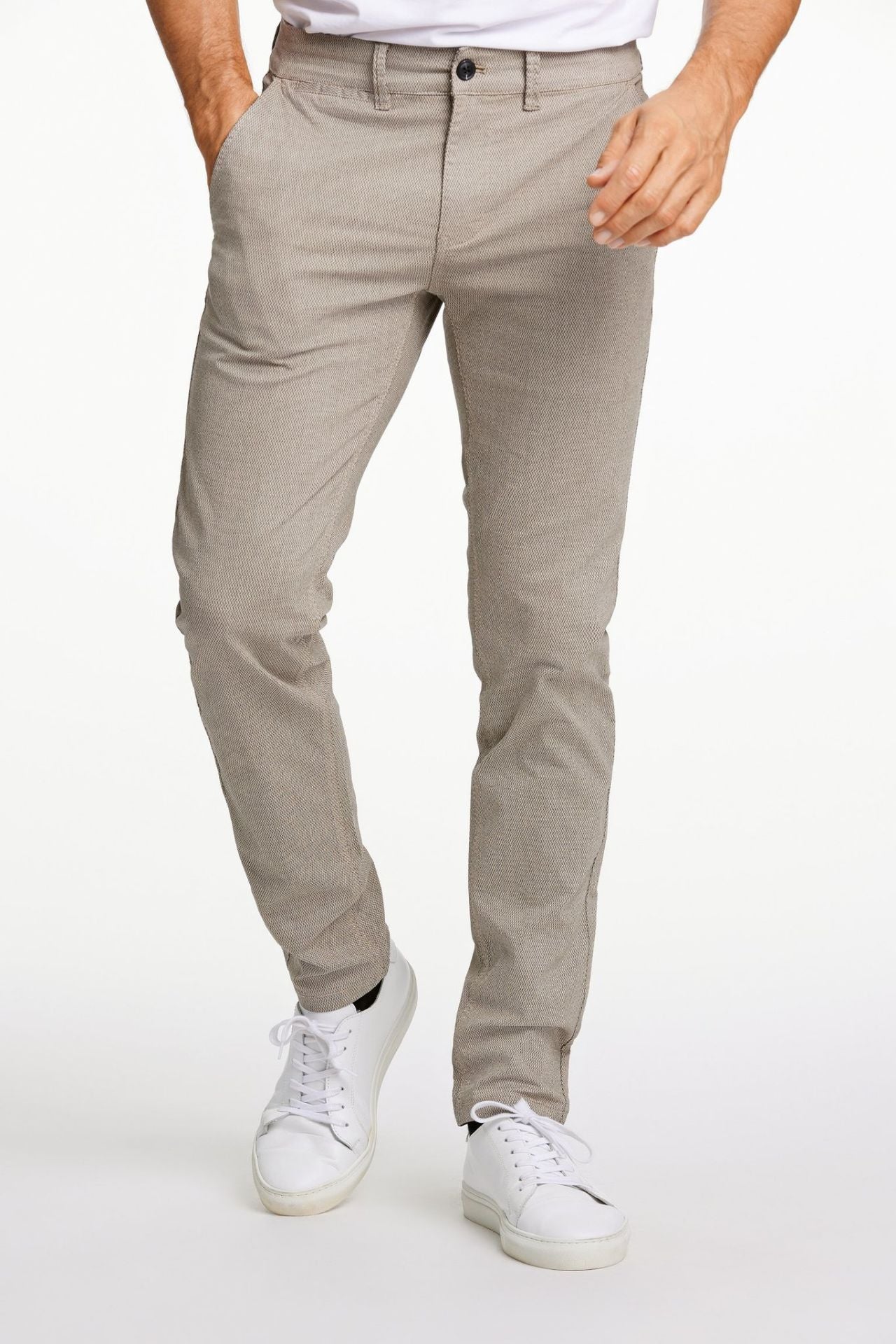 Structure superflex chinos