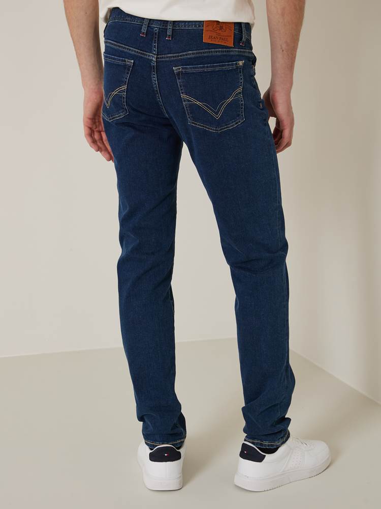 Leroy blue compact