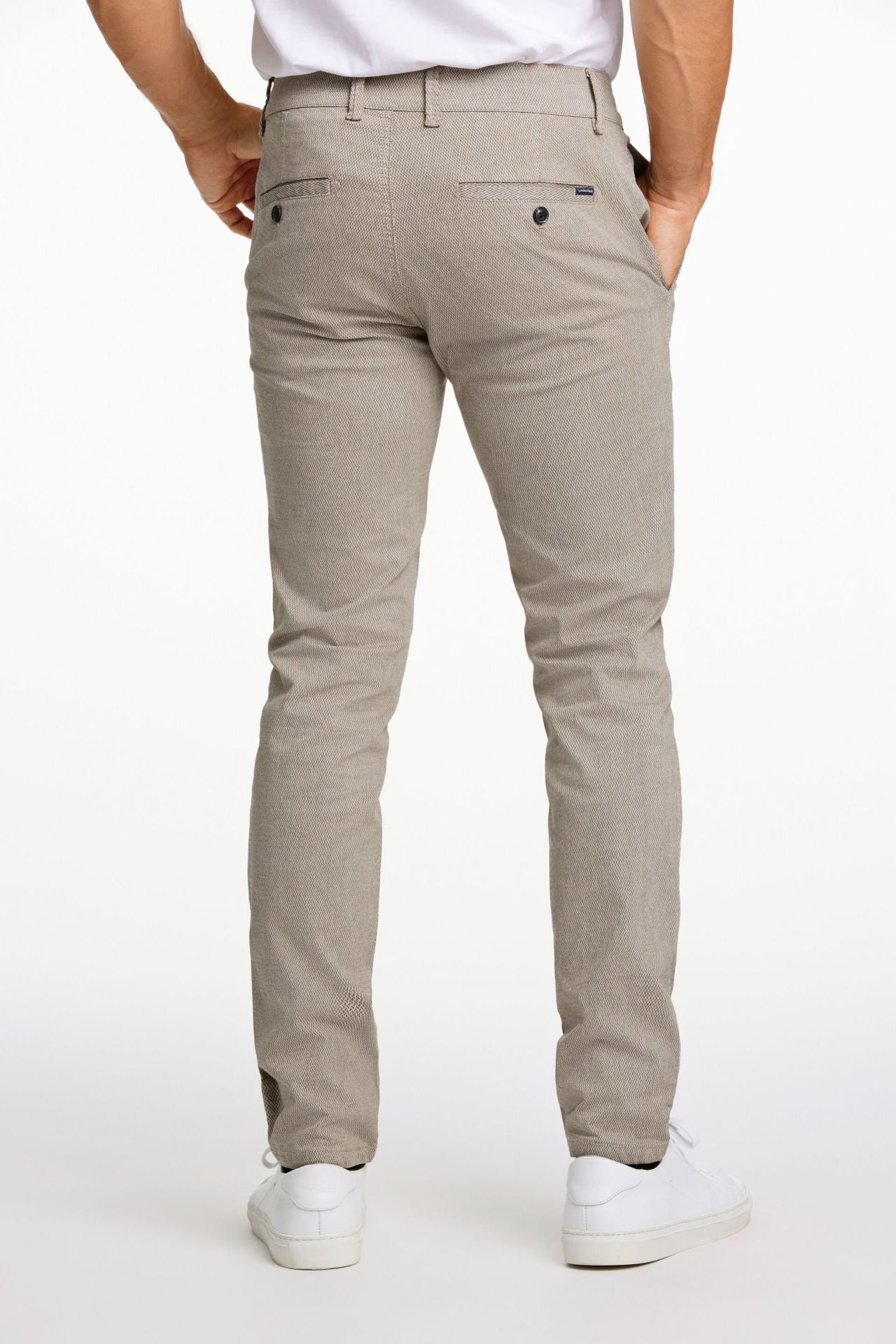 Structure superflex chinos