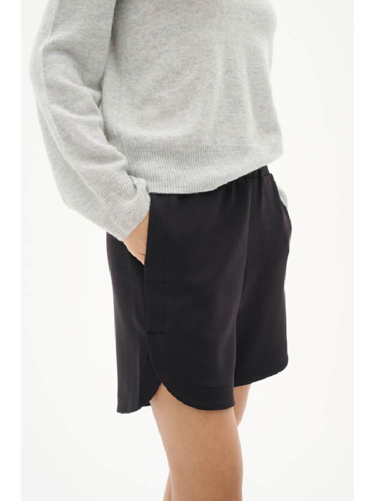 HenniehIW Vincent Shorts