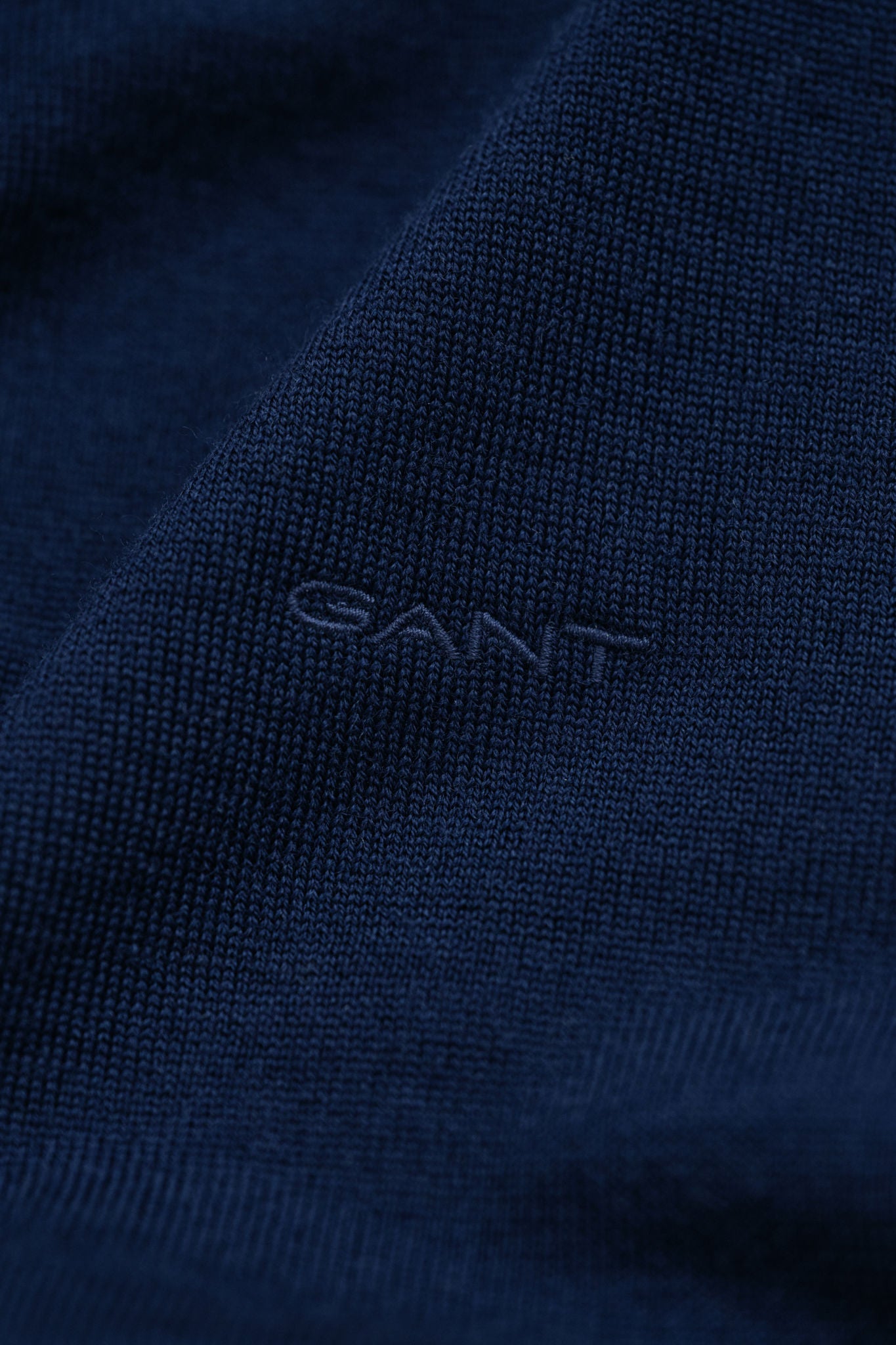 Extrafine Merino Wool C-Neck