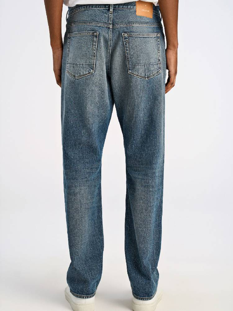 Heavy wash loose fit jeans