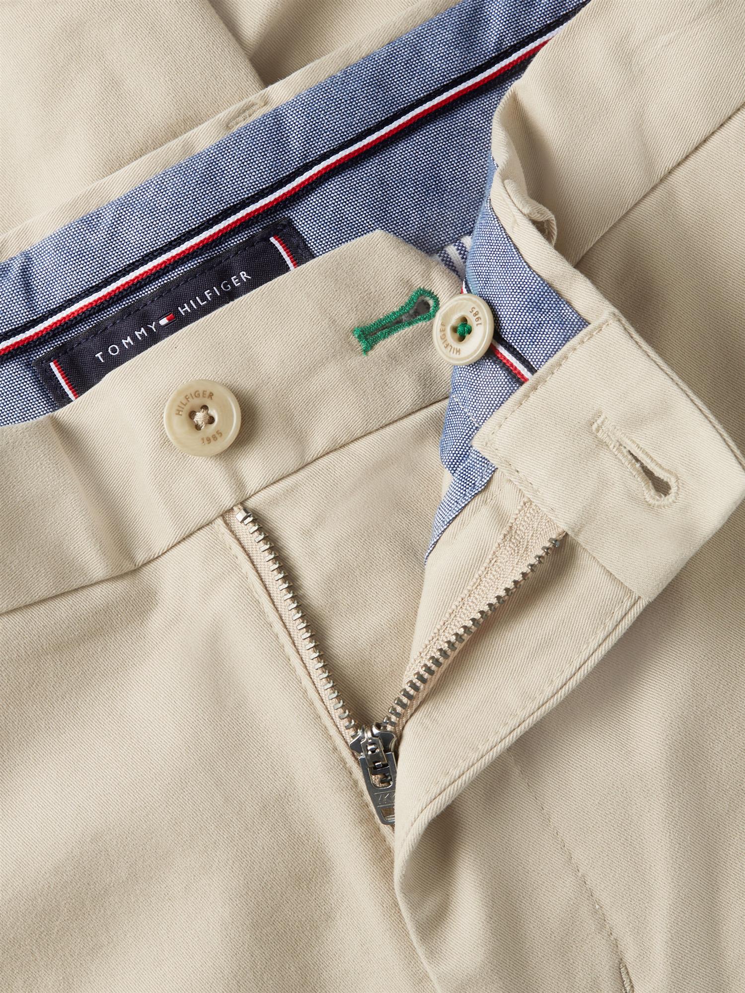 Dover 8" Ess Twill Short