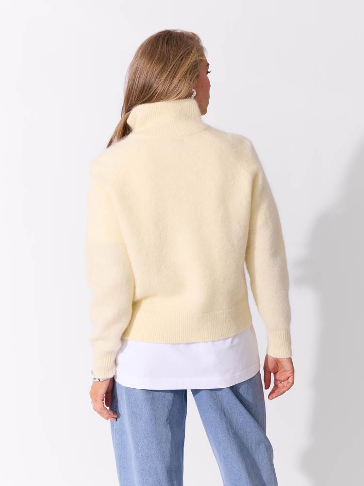 Carmela Cardigan/ 7