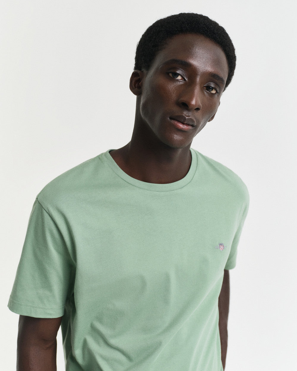 REG SHIELD SS T-SHIRT