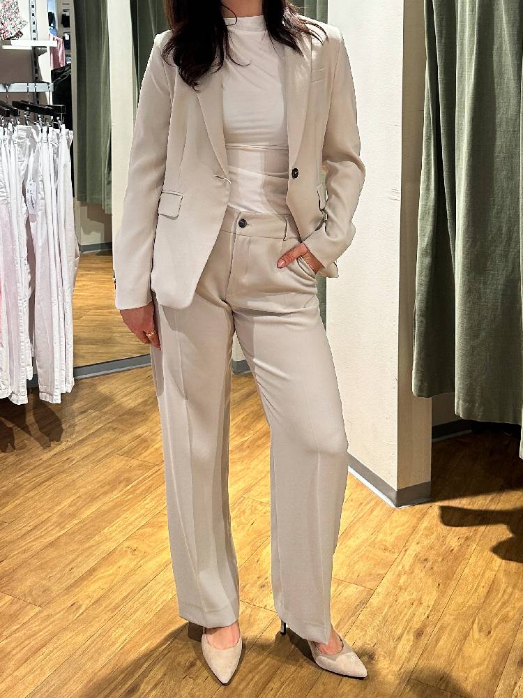 Shape Trouser