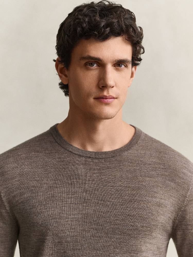 Extrafine Merino Wool C-Neck