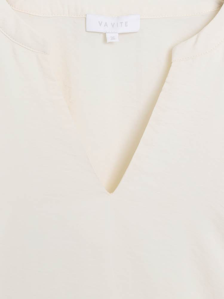 Camelia Bluse