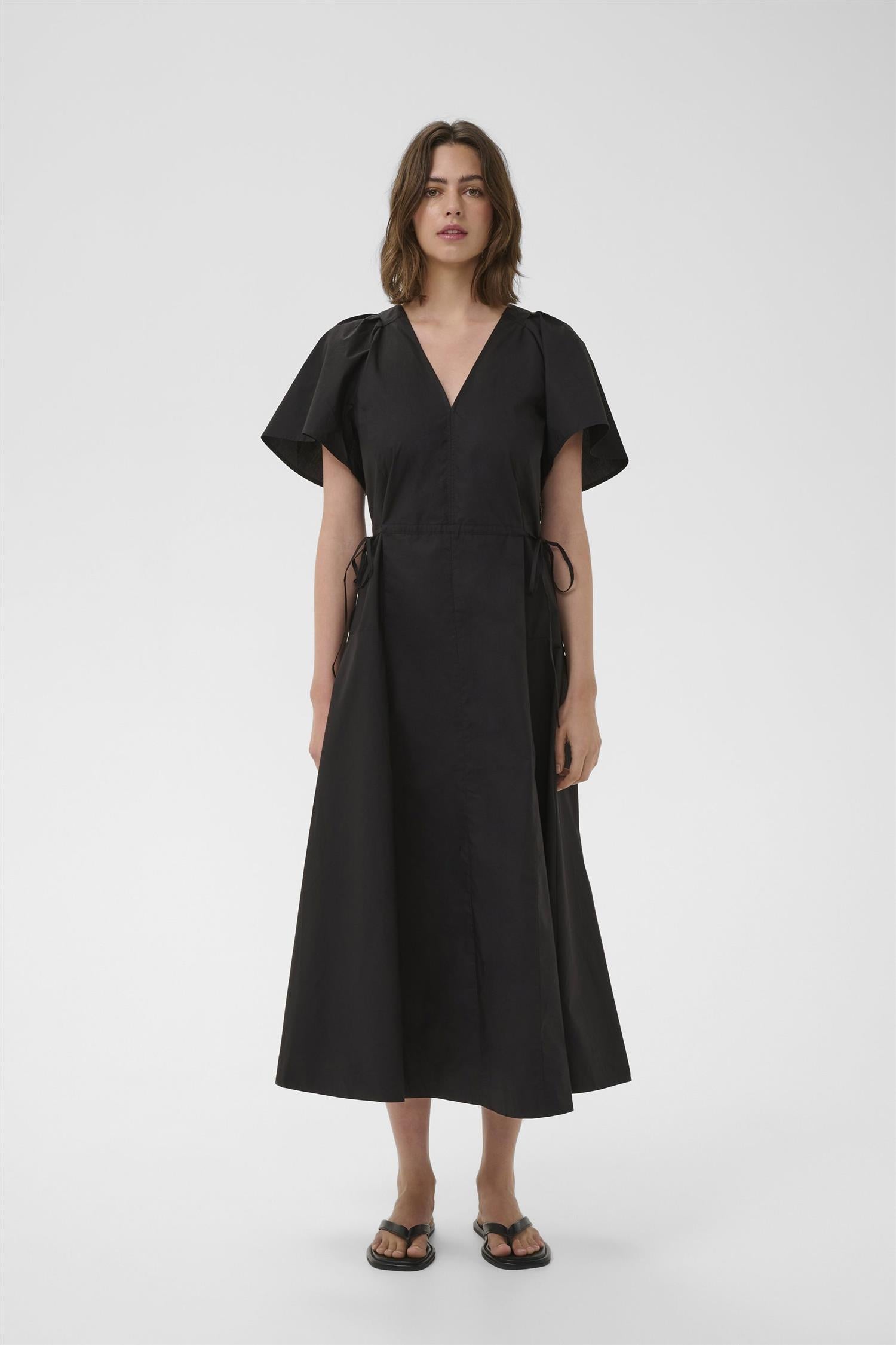 Raveniw Dress