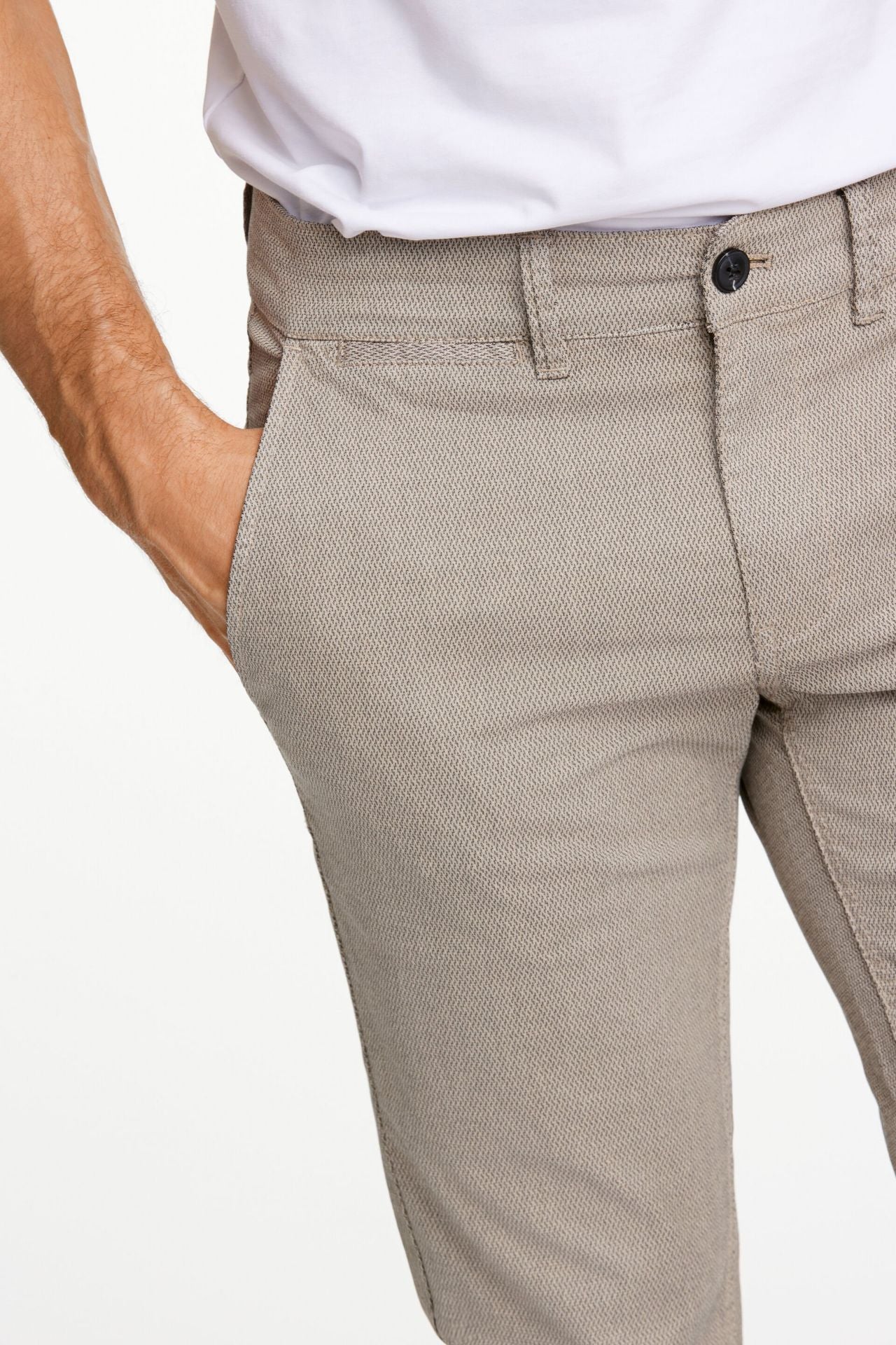 Structure superflex chinos