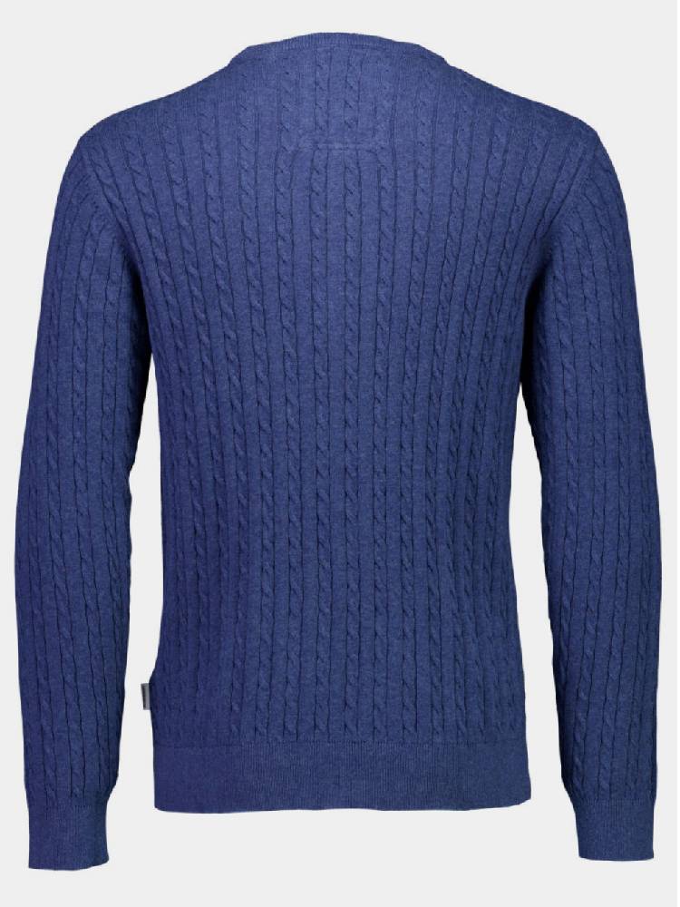 O-neck cable knit