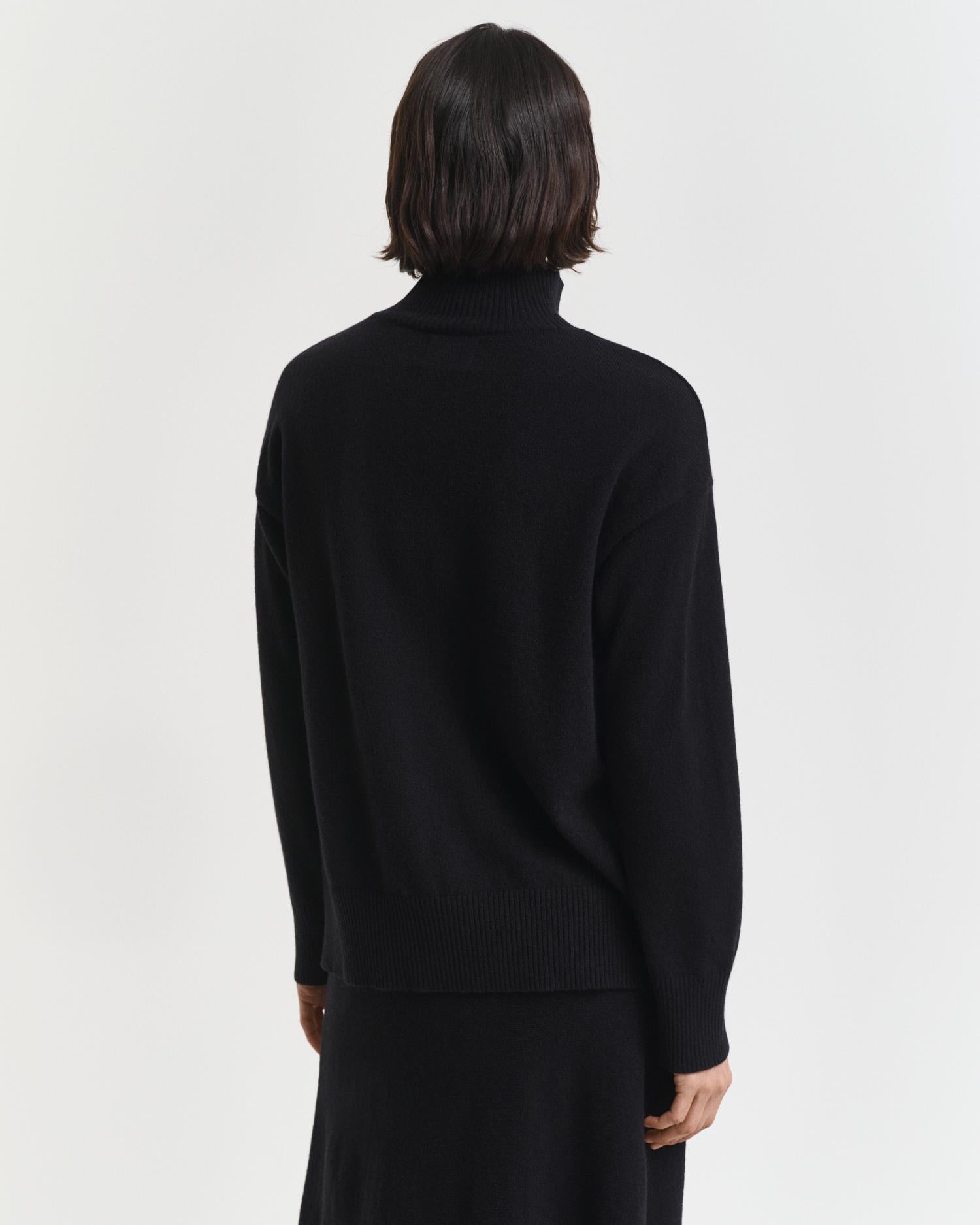 SUPERFINE LAMBSWOOL MOCK NECK