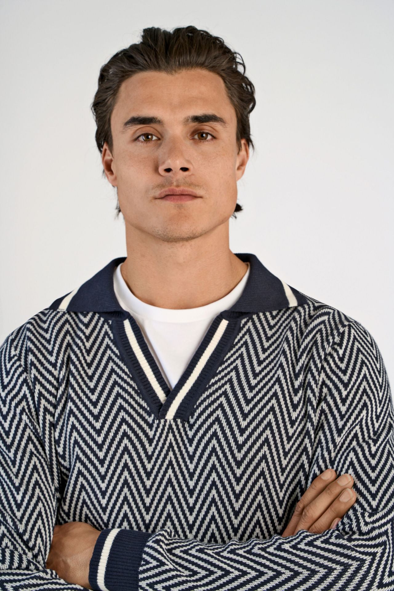 V-neck L/S polo