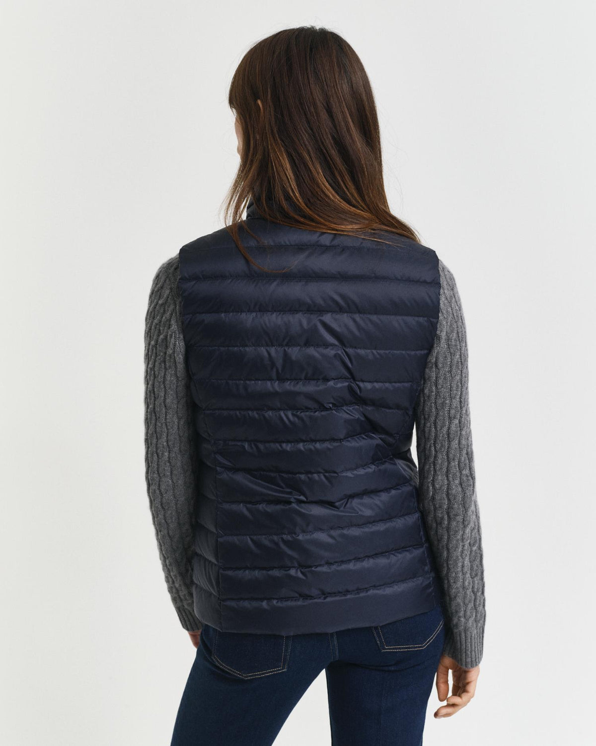 LIGHT DOWN VEST