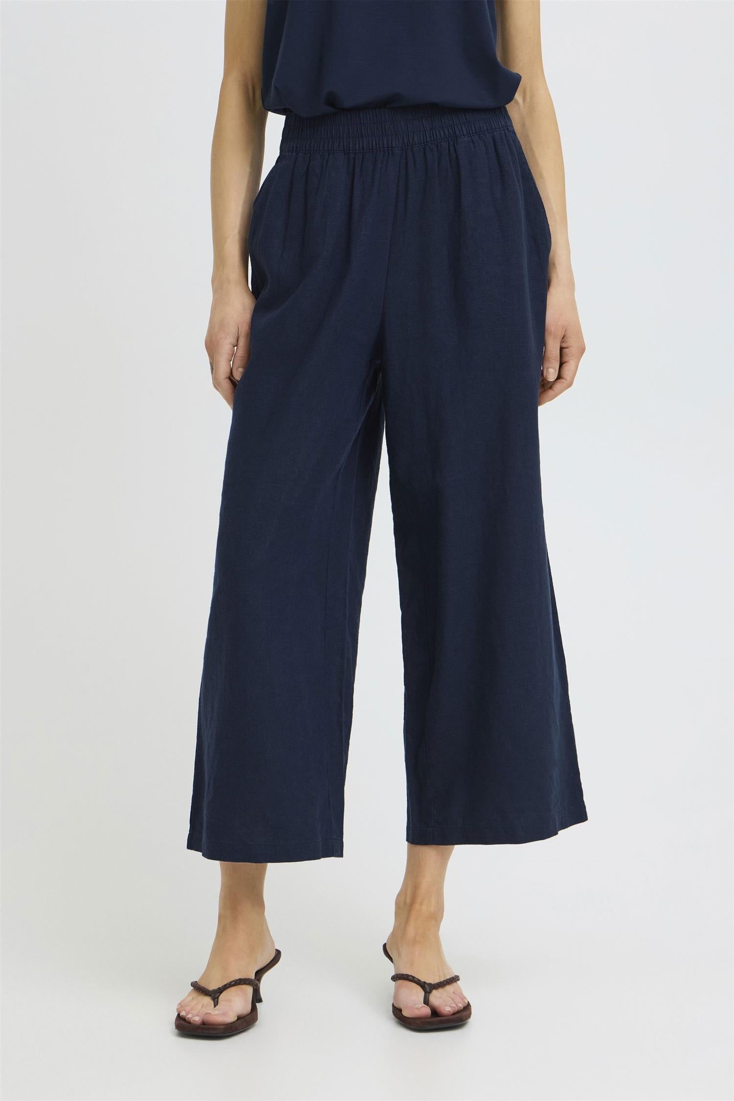 Byfalakka Crop Pants