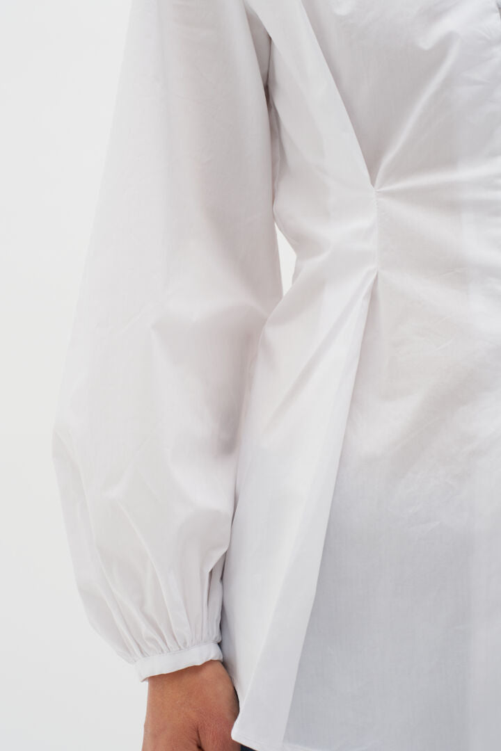 HelveIW Blouse
